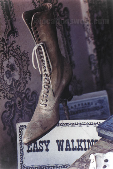shop window detail