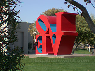 love sculpture
